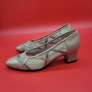 Van Eli Shoe Women's 6M East Pumps Shiny Gold Heels